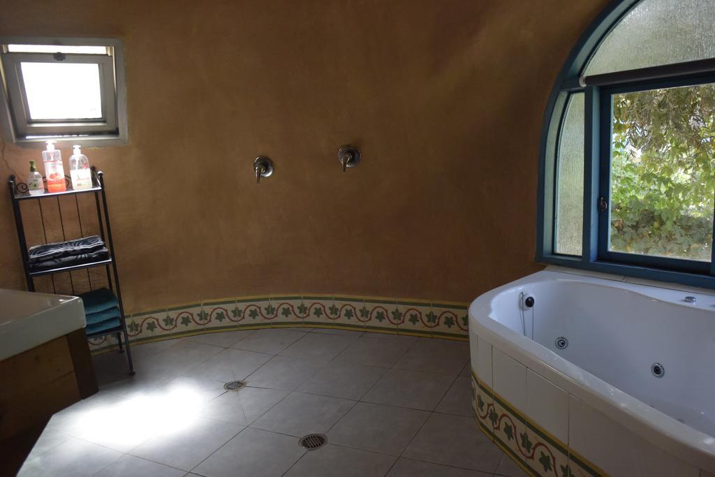 Sede Zevi Dutch Farm Israel Bed & Breakfast エクステリア 写真