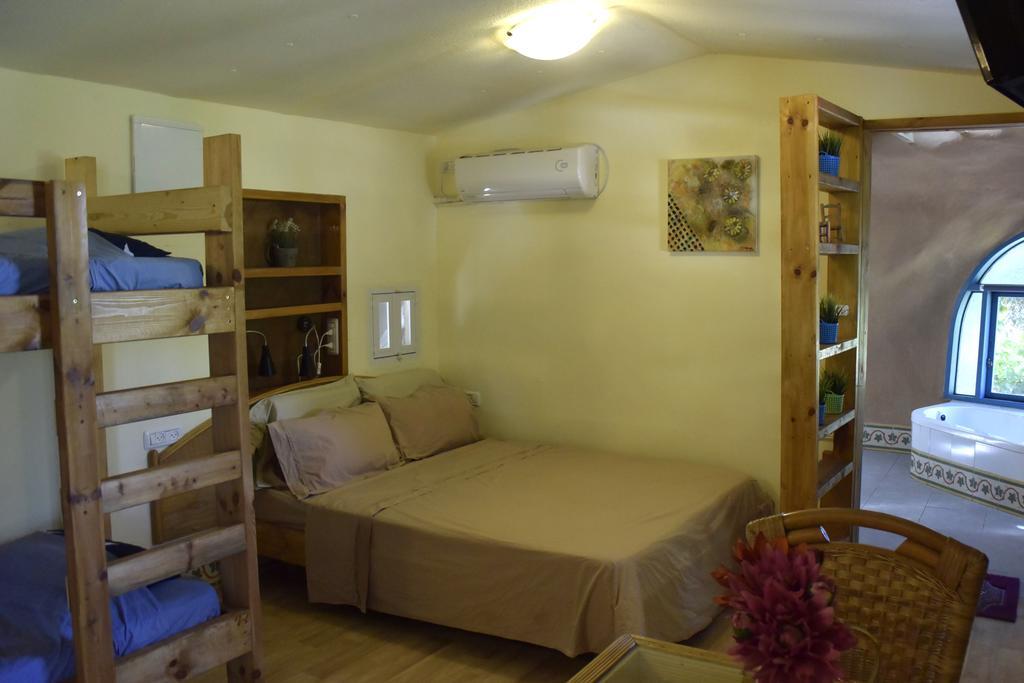 Sede Zevi Dutch Farm Israel Bed & Breakfast エクステリア 写真